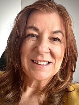 Debbie Reeve-Crook